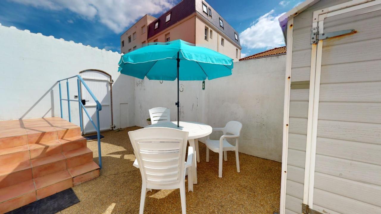 La Terrasse Du Port De Gilles Holiday home